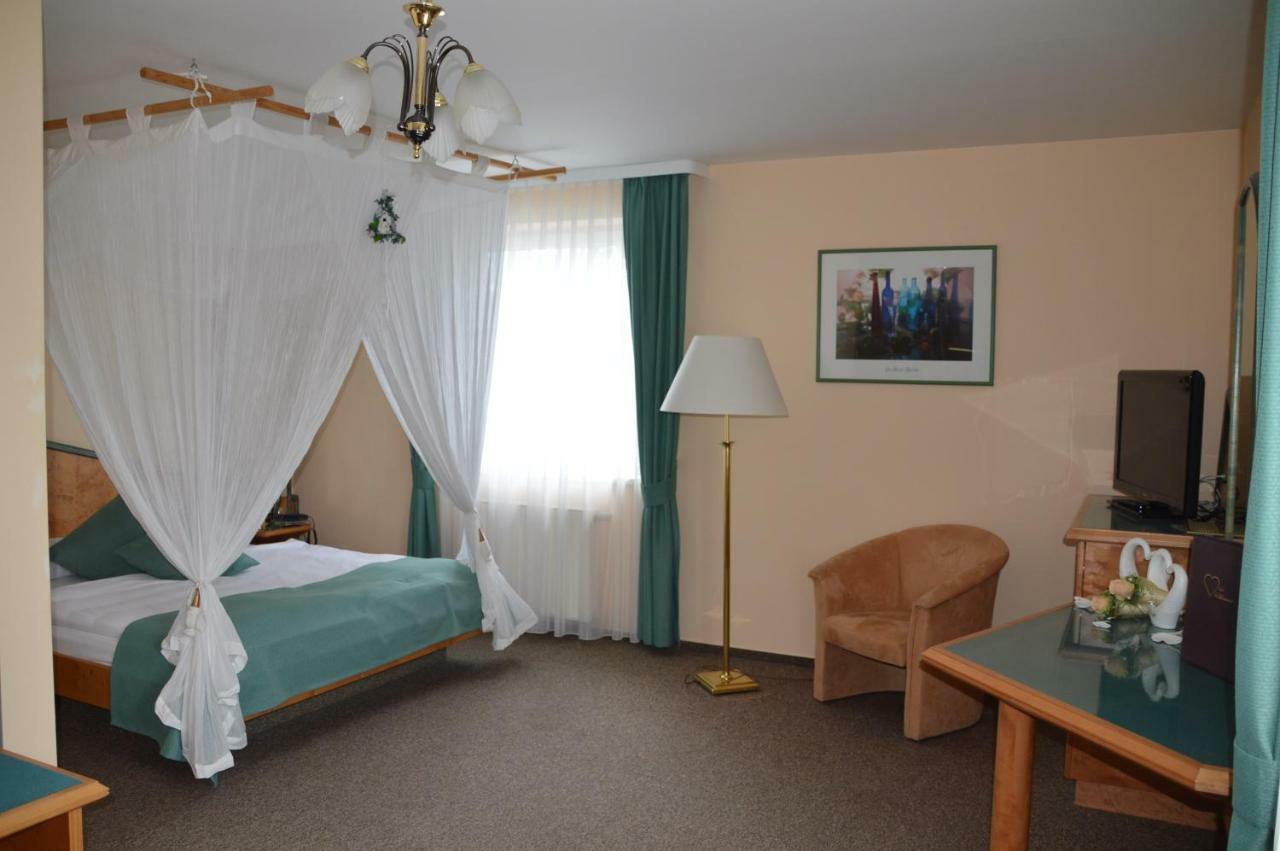 Hotel Auerhahn Masserberg Εξωτερικό φωτογραφία